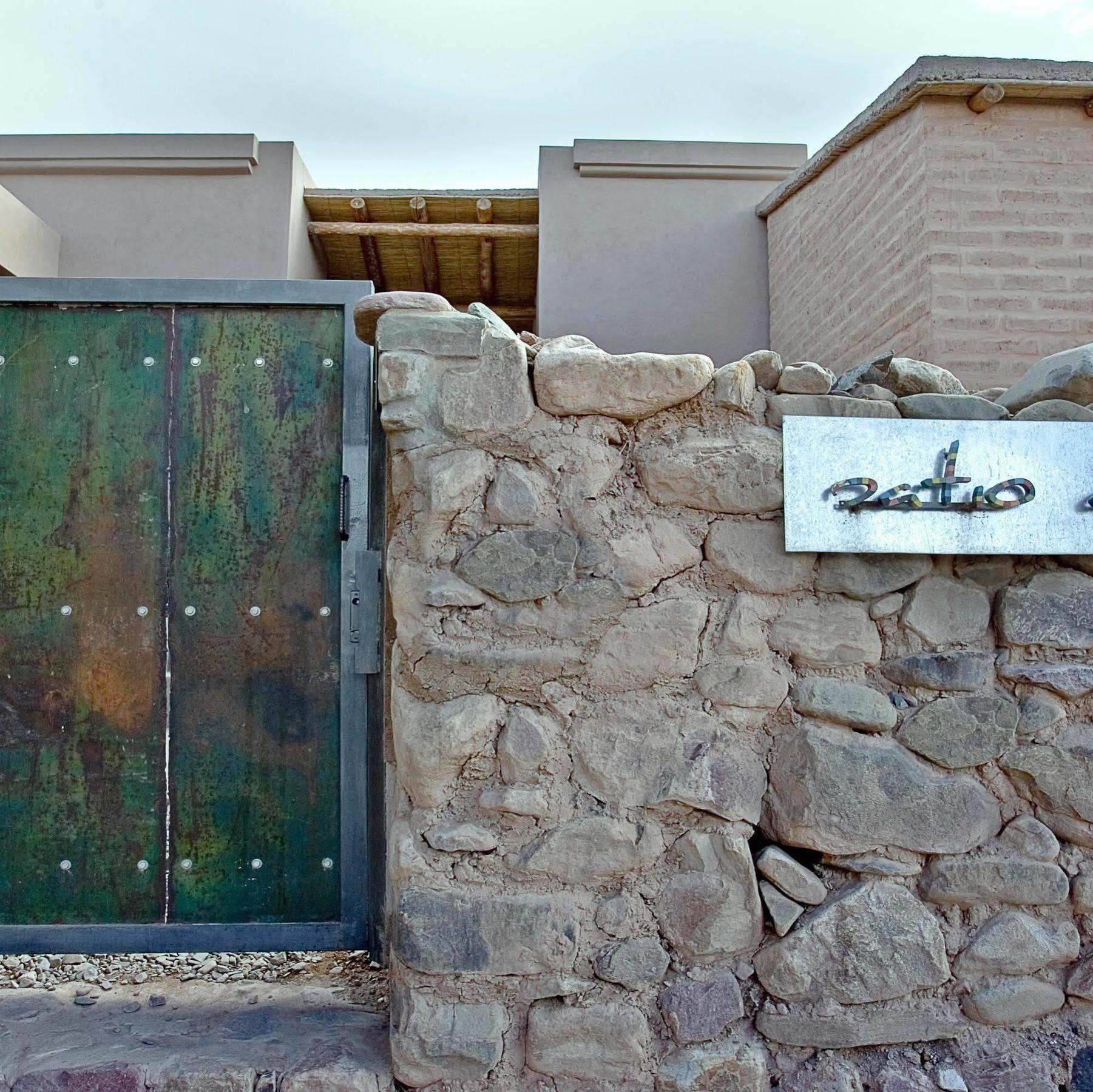 Patio Alto 3*